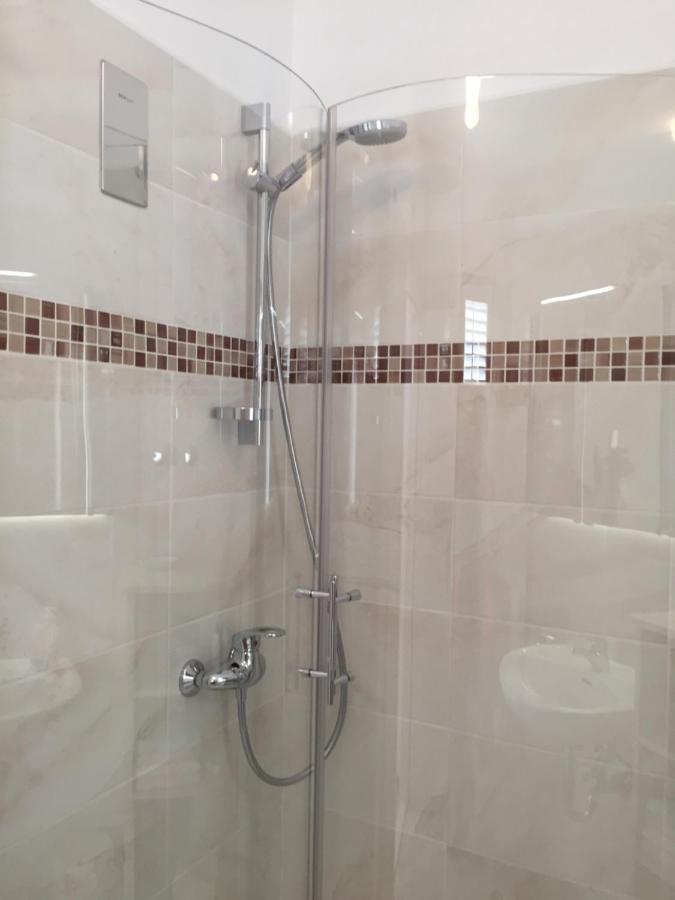 Apartmani Misic Zdrelac Ngoại thất bức ảnh